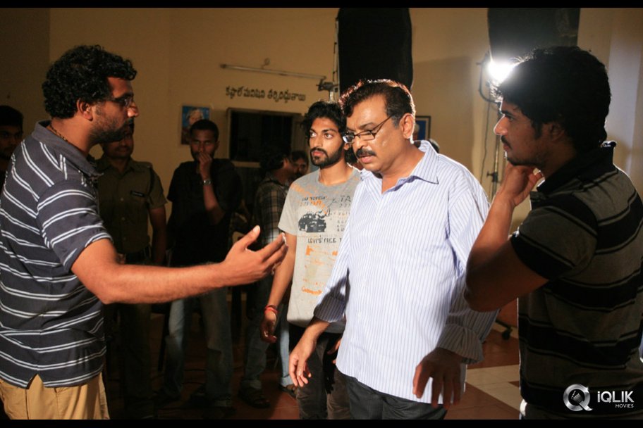 Undhile Manchi Kalam Mundhu Mundhuna